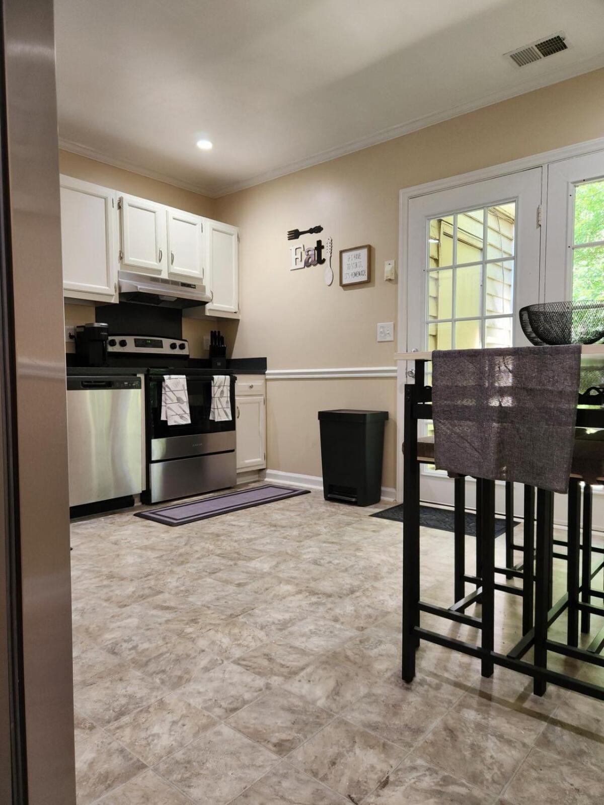 Tranquil Oasis In The Clouds Apartment Charlotte